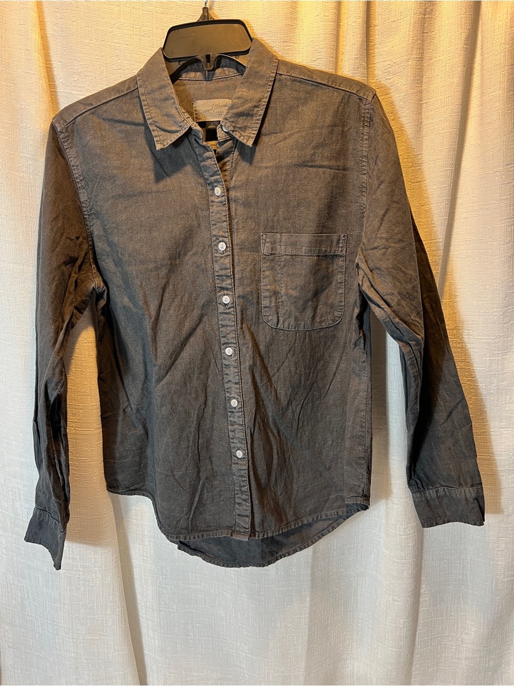 Universal Thread Men's Button-Down Shirt in Charcoal Gray SIZE SMALL